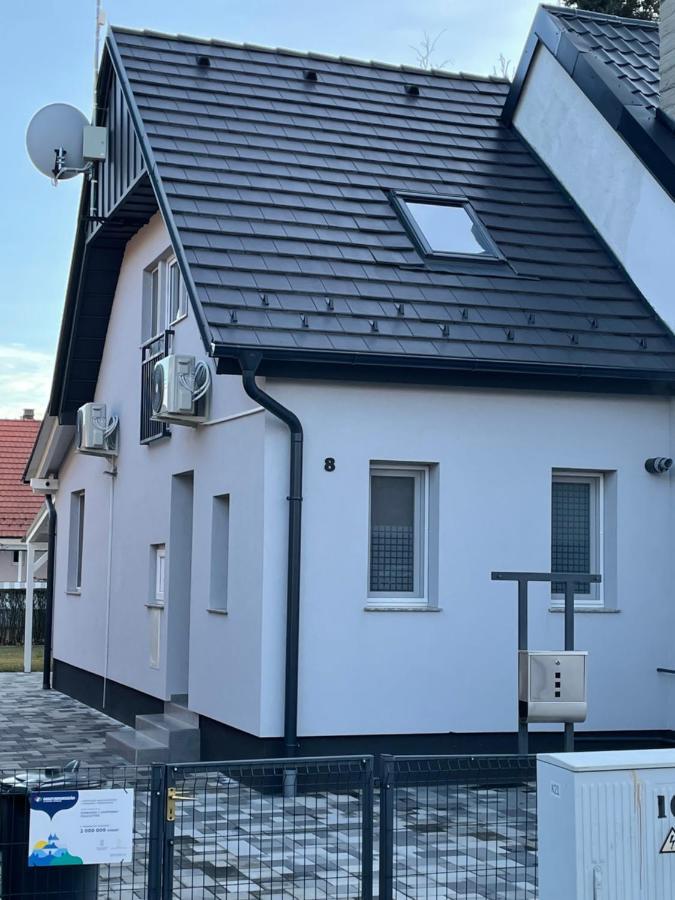 Heni Apartment Bük Buitenkant foto