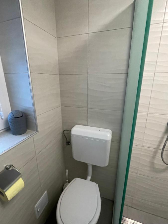 Heni Apartment Bük Buitenkant foto