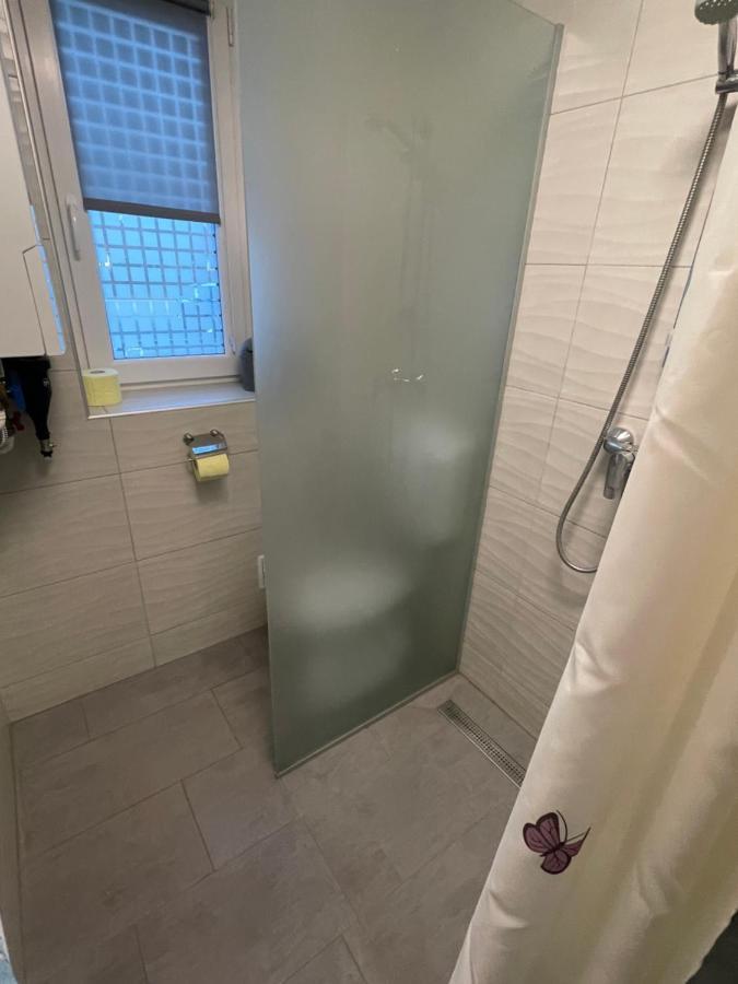 Heni Apartment Bük Buitenkant foto
