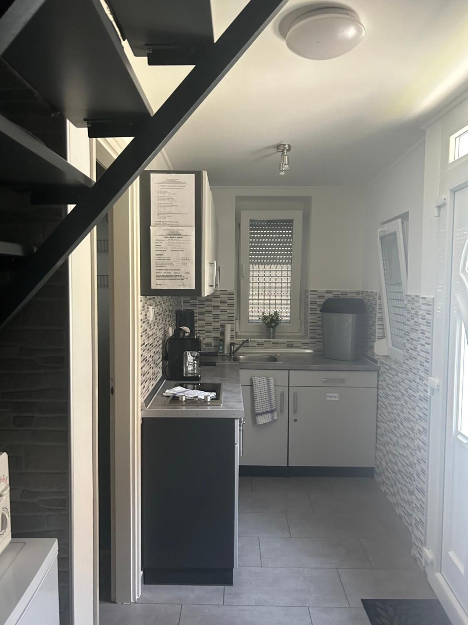 Heni Apartment Bük Buitenkant foto
