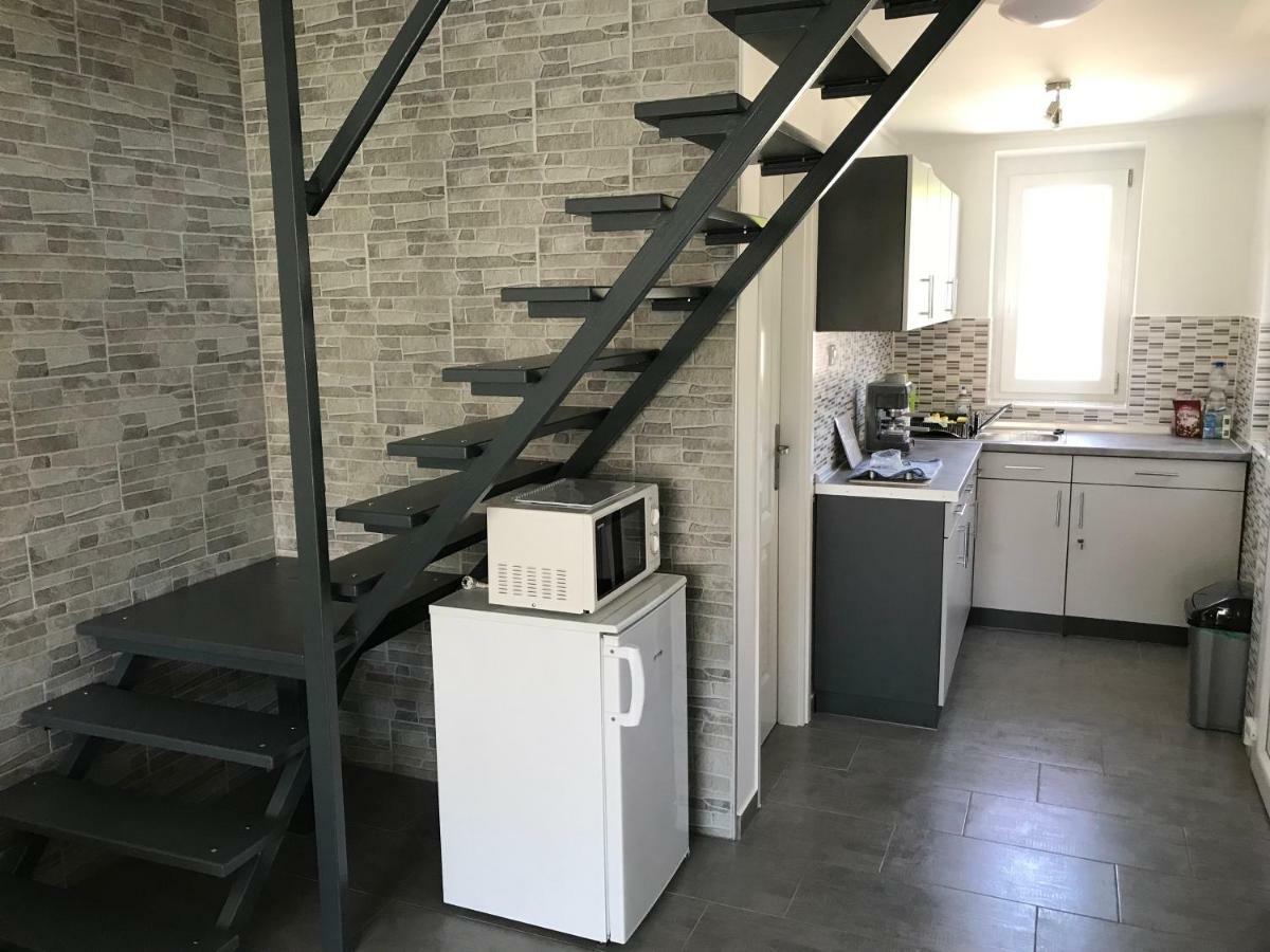 Heni Apartment Bük Buitenkant foto