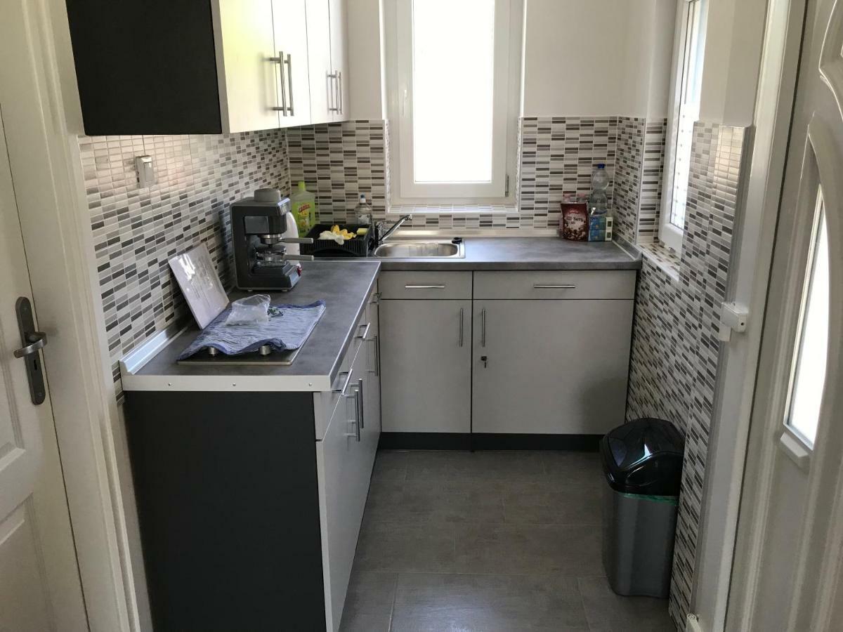 Heni Apartment Bük Buitenkant foto